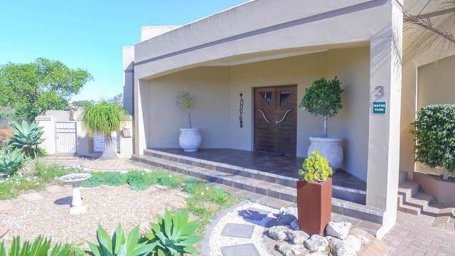 4 Bedroom Property for Sale in Myburgh Park Western Cape